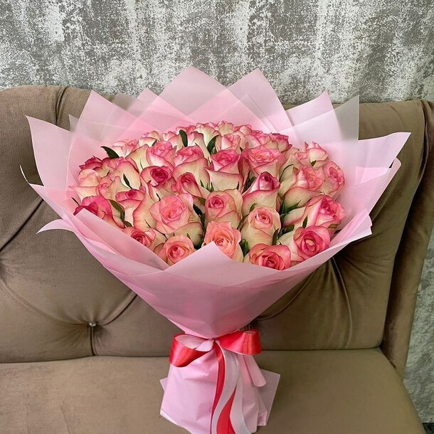 Розы джамилия, артикул F1168749 - 9899 рублей, доставка по городу. Flawery - доставка цветов