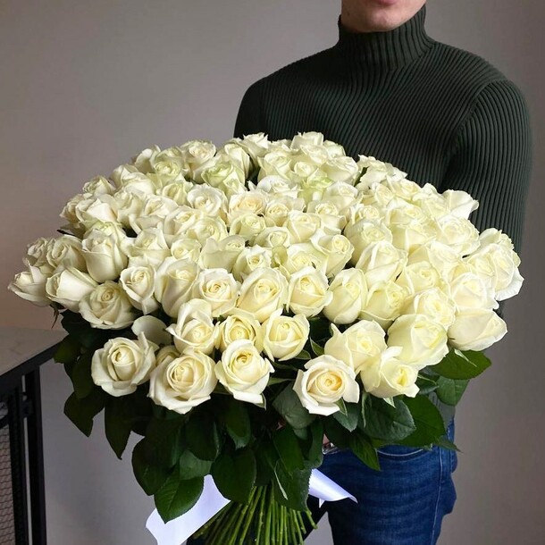 101 розы из белых роз, артикул F1168967 - 20899 рублей, доставка по городу. Flawery - доставка цветов