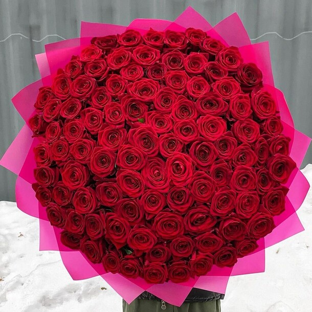101 роза, артикул F1168969 - 19799 рублей, доставка по городу. Flawery - доставка цветов
