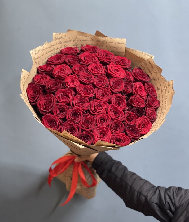 Роза 51, артикул F1222151 - 9899 рублей, доставка по городу. Flawery - доставка цветов