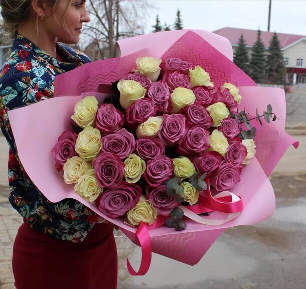 Роза миритим, артикул F1242501 - 13077 рублей, доставка по городу. Flawery - доставка цветов