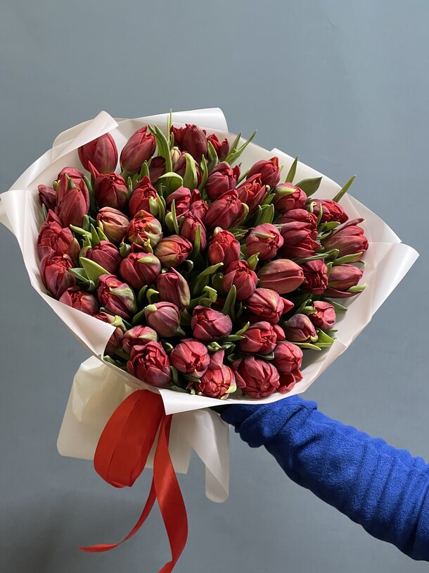 Тюльпан красный, артикул F1246260 - 9888 рублей, доставка по городу. Flawery - доставка цветов