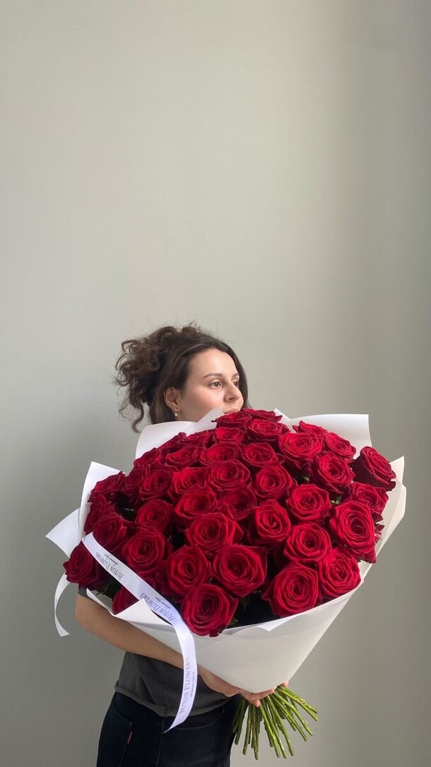 День валентина, артикул F1253022 - 11879 рублей, доставка по городу. Flawery - доставка цветов