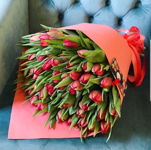 55 тюльпан, артикул F1256849 - 14545 рублей, доставка по городу. Flawery - доставка цветов