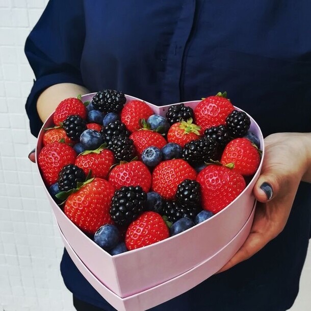 Клубничный вкус 🍓, артикул F1266255 - 17500 рублей, доставка по городу. Flawery - доставка цветов