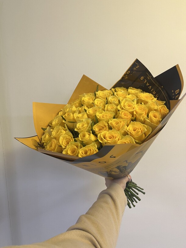 Букет «стиль», артикул F1214818 - 28346 рублей, доставка по городу. Flawery - доставка цветов