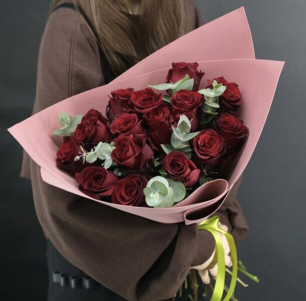 Букет «кровавая мери», артикул F1215084 - 9534 рублей, доставка по городу. Flawery - доставка цветов