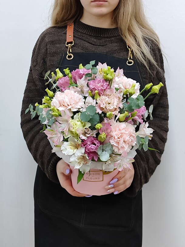 Цветочная композиция, артикул F1240323 - 6287 рублей, доставка по городу. Flawery - доставка цветов