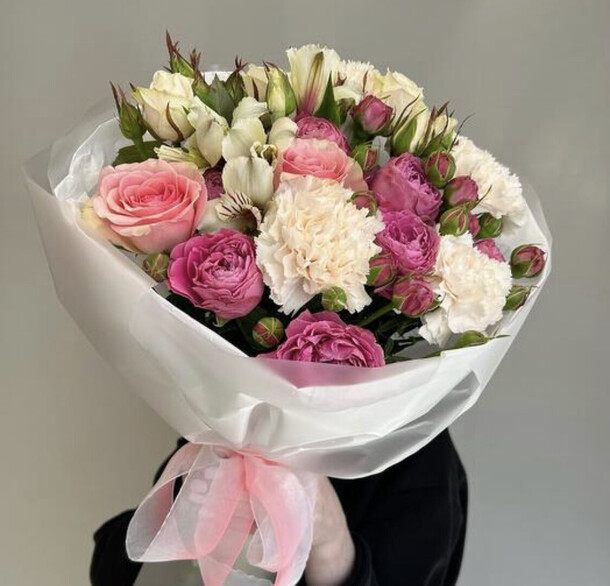 Букет «для принцесс», артикул F1240868 - 6105 рублей, доставка по городу. Flawery - доставка цветов