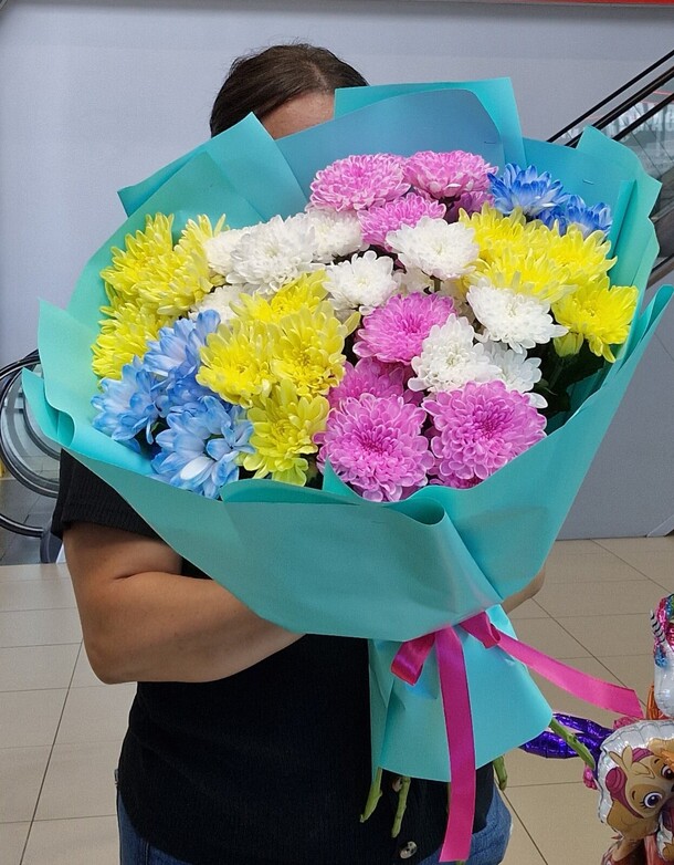 Букет из хризантем 9шт, артикул F1216909 - 4318 рублей, доставка по городу. Flawery - доставка цветов