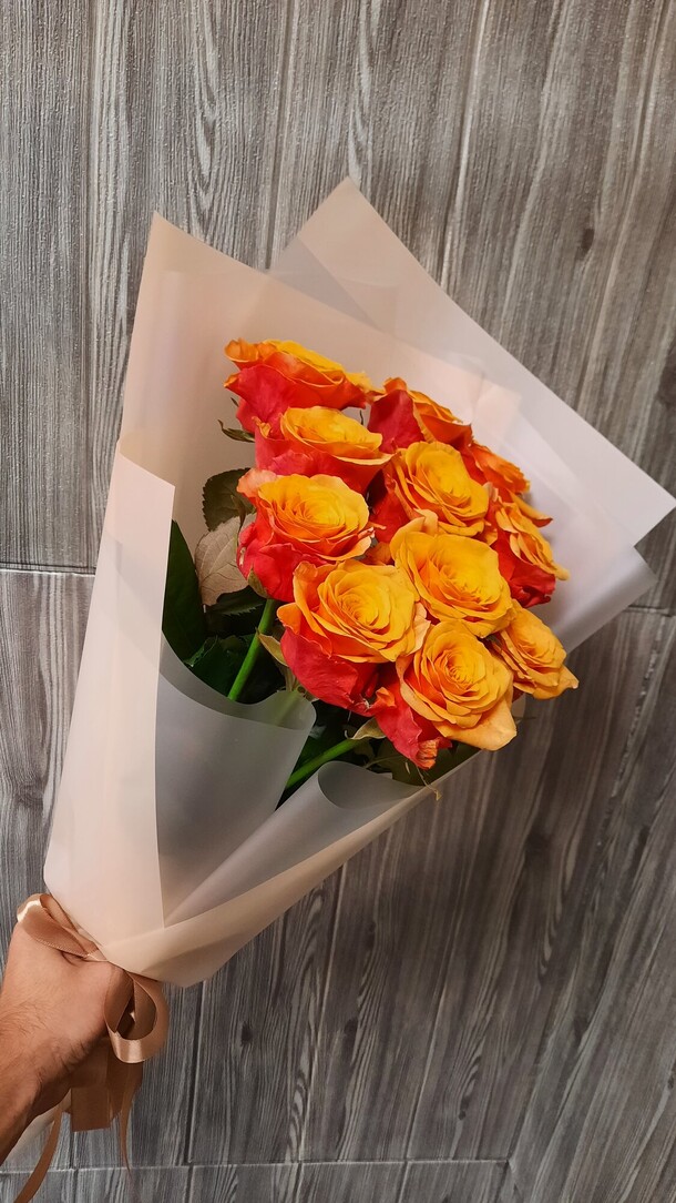 9 роз испания, артикул F1219780 - 3350 рублей, доставка по городу. Flawery - доставка цветов
