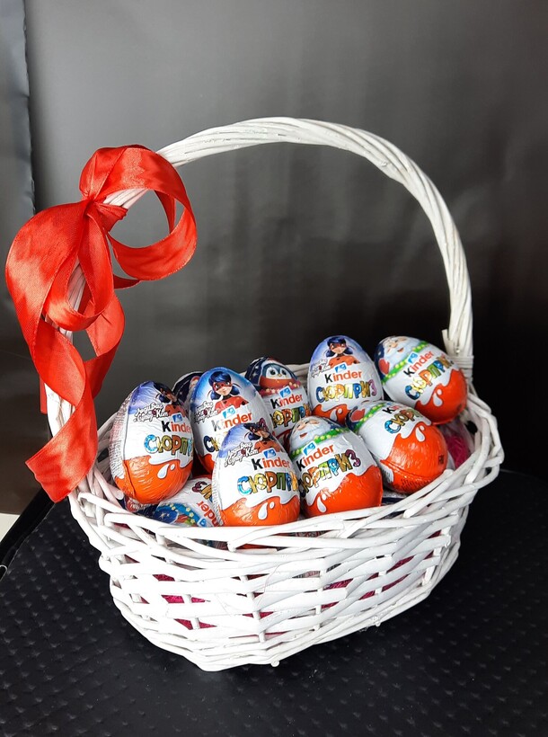 Корзина киндер №3, артикул F1253128 - 6950 рублей, доставка по городу. Flawery - доставка цветов