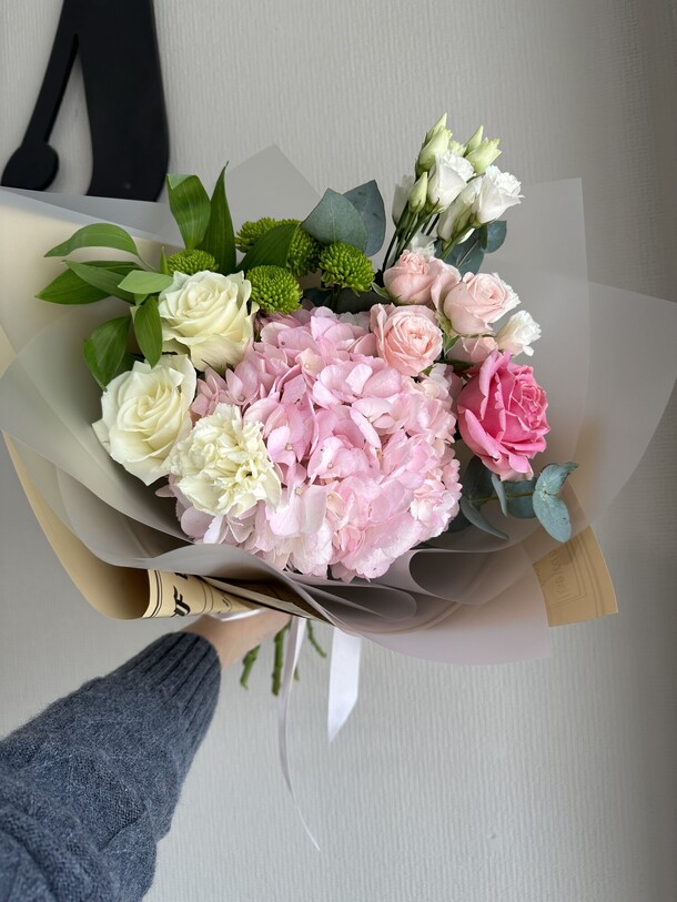 Яркое настроение, артикул F1222039 - 5311 рублей, доставка по городу. Flawery - доставка цветов