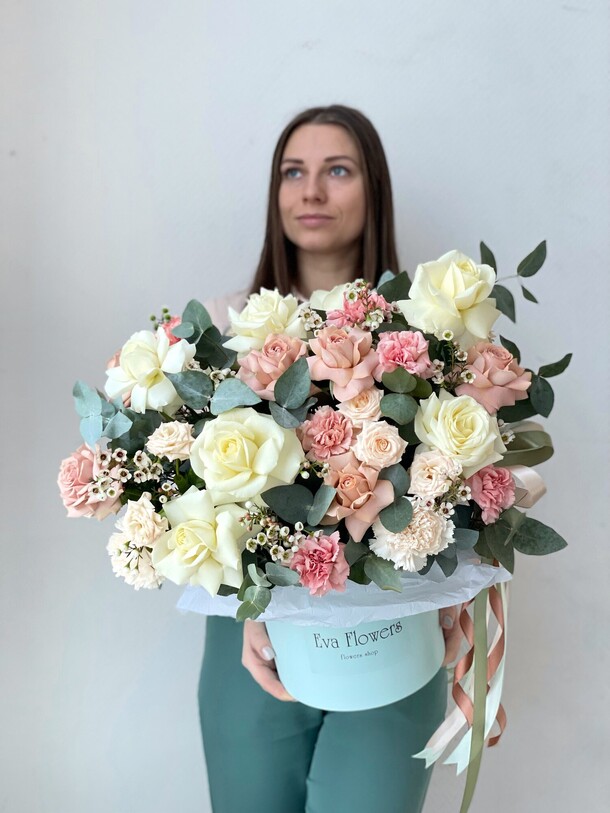 Тиффани, артикул F1164108 - 10450 рублей, доставка по городу. Flawery - доставка цветов