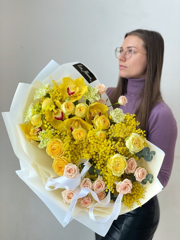 Весенняя весна, артикул F1168583 - 11000 рублей, доставка по городу. Flawery - доставка цветов