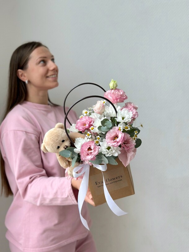 Сумочка с мишкой, артикул F1208989 - 4999 рублей, доставка по городу. Flawery - доставка цветов