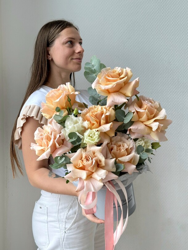 Такого еще не было, артикул F1212170 - 6890 рублей, доставка по городу. Flawery - доставка цветов