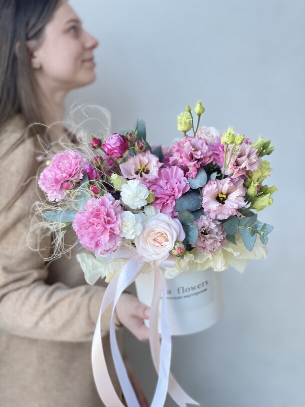 Цветочная композиция, артикул F1266529 - 5489 рублей, доставка по городу. Flawery - доставка цветов