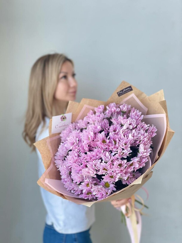 Розовые хризантемы, артикул F1296147 - 4576 рублей, доставка по городу. Flawery - доставка цветов