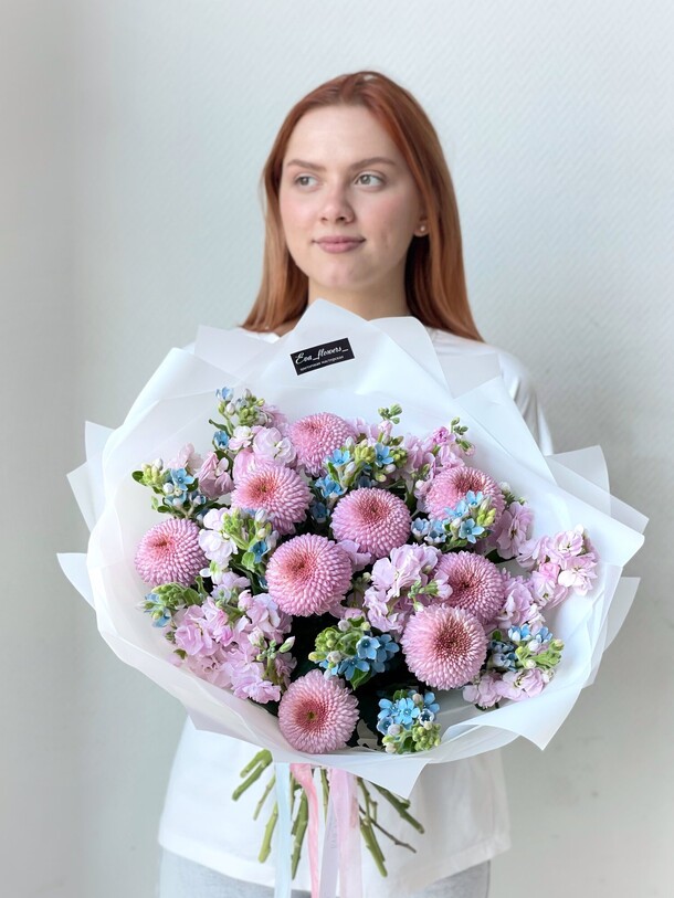 Стильный букет с момоко, артикул F1428530 - 11245 рублей, доставка по городу. Flawery - доставка цветов