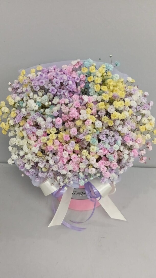 Цветы в коробке, артикул F1392009 - 2627 рублей, доставка по городу. Flawery - доставка цветов