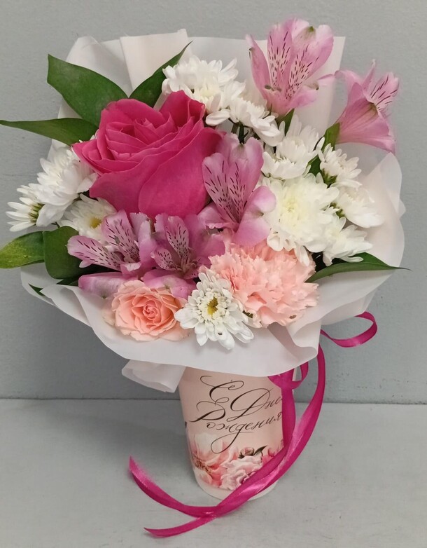 Цветы в стаканчике, артикул F1448412 - 1727 рублей, доставка по городу. Flawery - доставка цветов