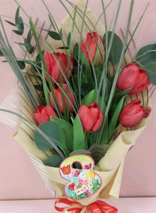 Букет тюльпанов, артикул F72887 - 2328 рублей, доставка по городу. Flawery - доставка цветов