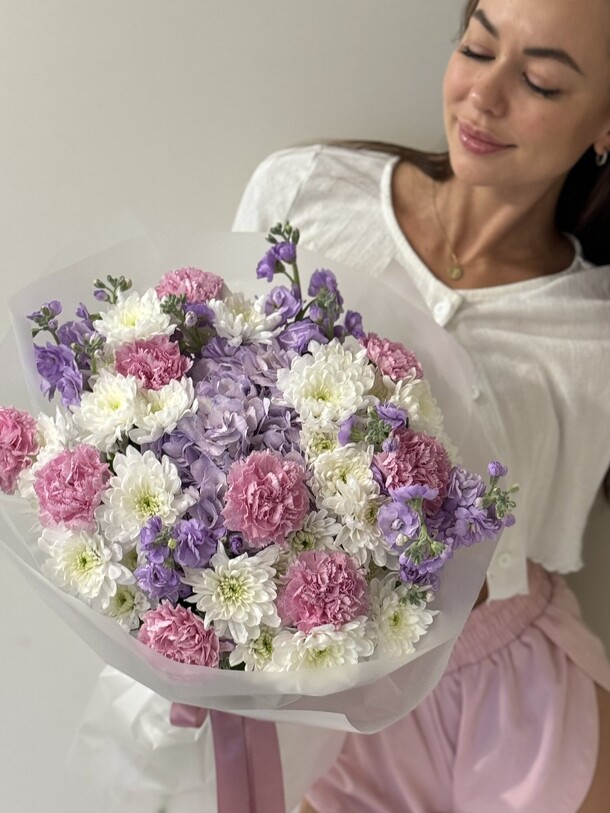 Букет «лавандовый рай, артикул F1380400 - 7600 рублей, доставка по городу. Flawery - доставка цветов