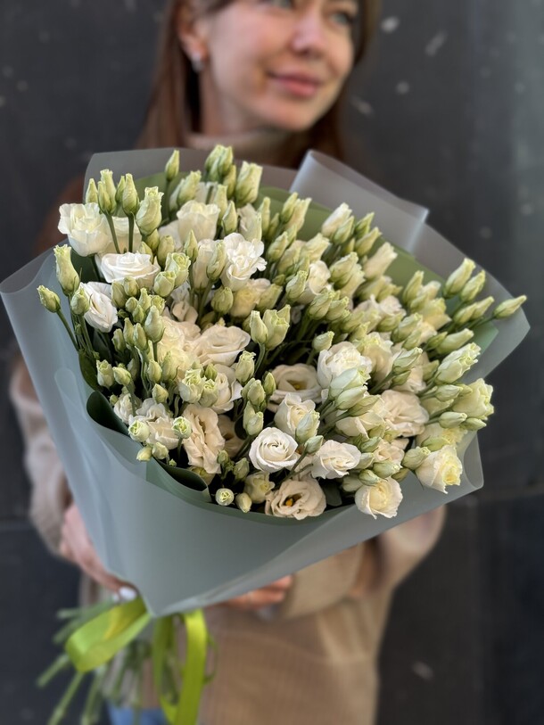 Букет из эустомы, артикул F1397440 - 7000 рублей, доставка по городу. Flawery - доставка цветов