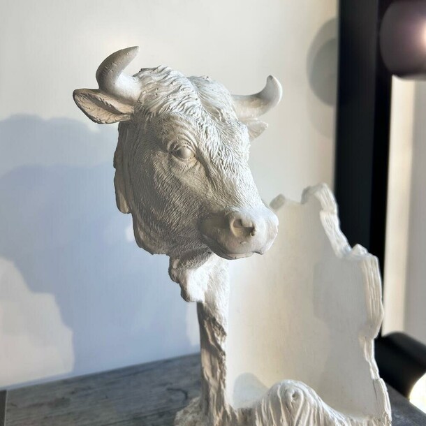 Подставка под бутылки «бык», артикул F1412976 - 1800 рублей, доставка по городу. Flawery - доставка цветов