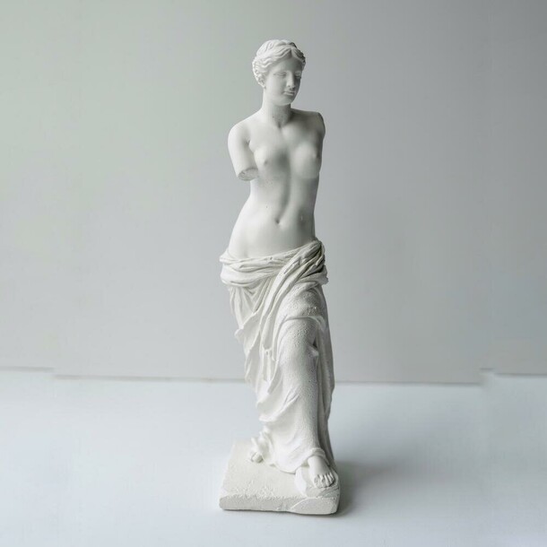 Статуэтка «венера», артикул F1413064 - 2899 рублей, доставка по городу. Flawery - доставка цветов