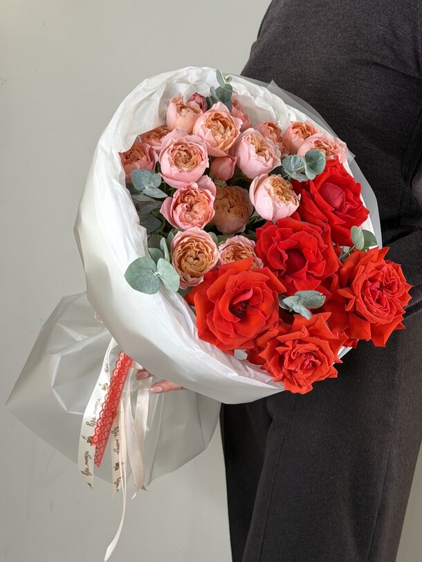 Нина с джульеттой, артикул F1516394 - 6996 рублей, доставка по городу. Flawery - доставка цветов