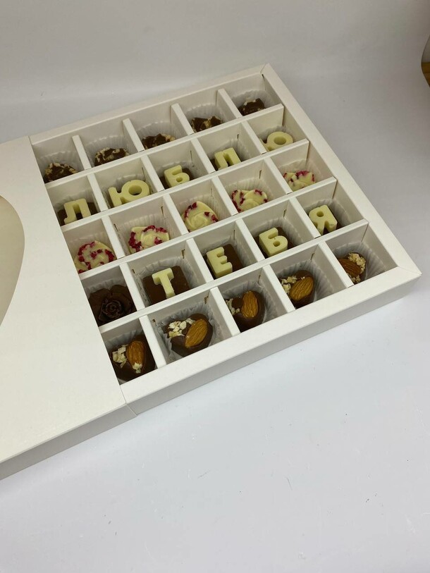 Люблю тебя, артикул F1242030 - 1800 рублей, доставка по городу. Flawery - доставка цветов