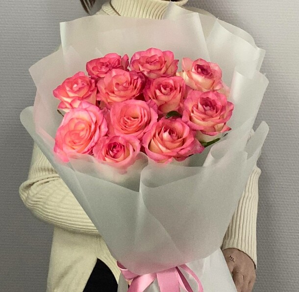 Букет из роз "джули", артикул F1246408 - 5271 рублей, доставка по городу. Flawery - доставка цветов