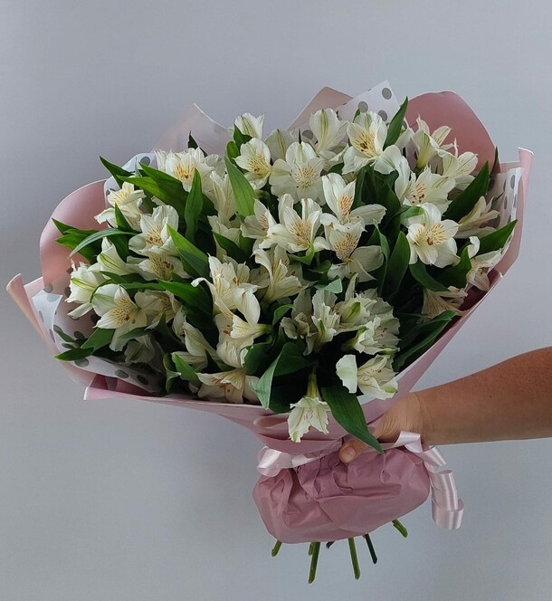 Лентий, артикул F1423974 - 3190 рублей, доставка по городу. Flawery - доставка цветов