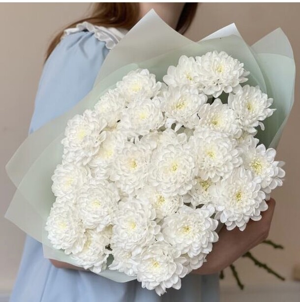 Букет из хризантем, артикул F1228382 - 2290 рублей, доставка по городу. Flawery - доставка цветов