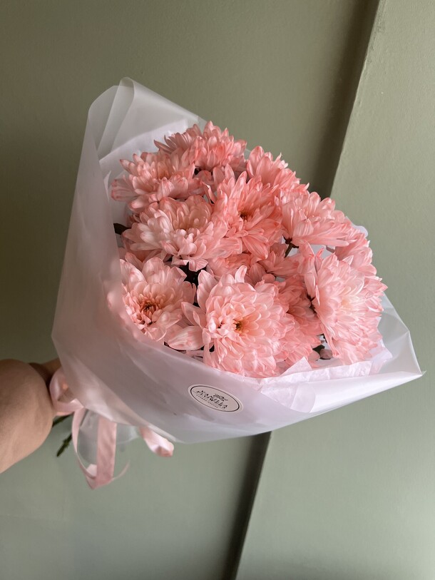 Персиковые хризантемы, артикул F1250352 - 2408 рублей, доставка по городу. Flawery - доставка цветов