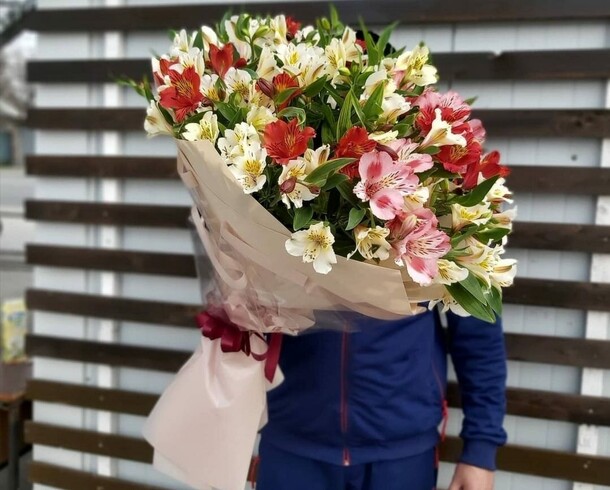 Красотка, артикул F1134639 - 13900 рублей, доставка по городу. Flawery - доставка цветов