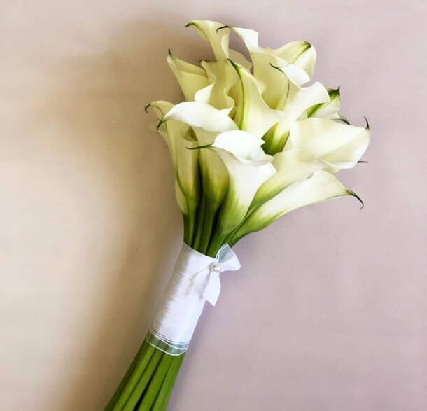 Свадебный букет, артикул F1135965 - 10000 рублей, доставка по городу. Flawery - доставка цветов