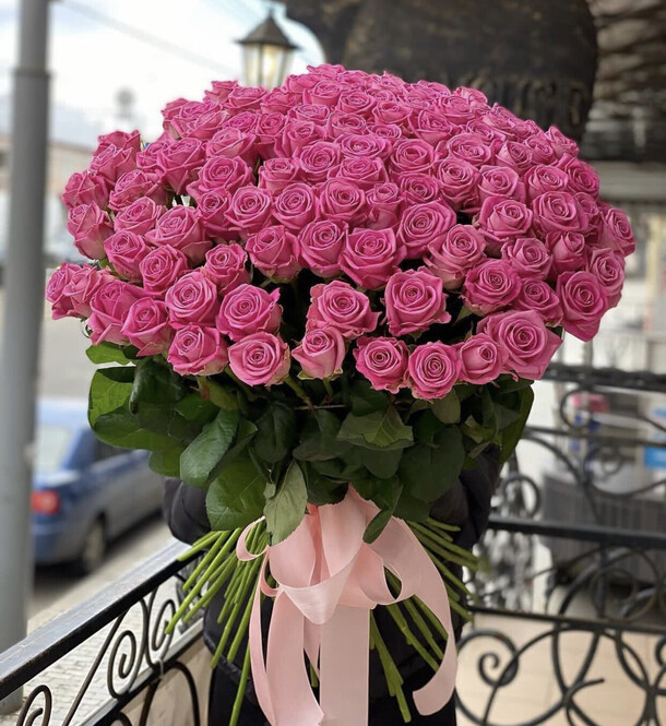 75 розовая роза, артикул F1148149 - 20200 рублей, доставка по городу. Flawery - доставка цветов