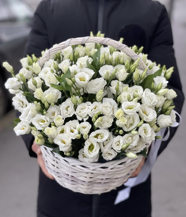 Эустома в корзине, артикул F1148197 - 17929 рублей, доставка по городу. Flawery - доставка цветов