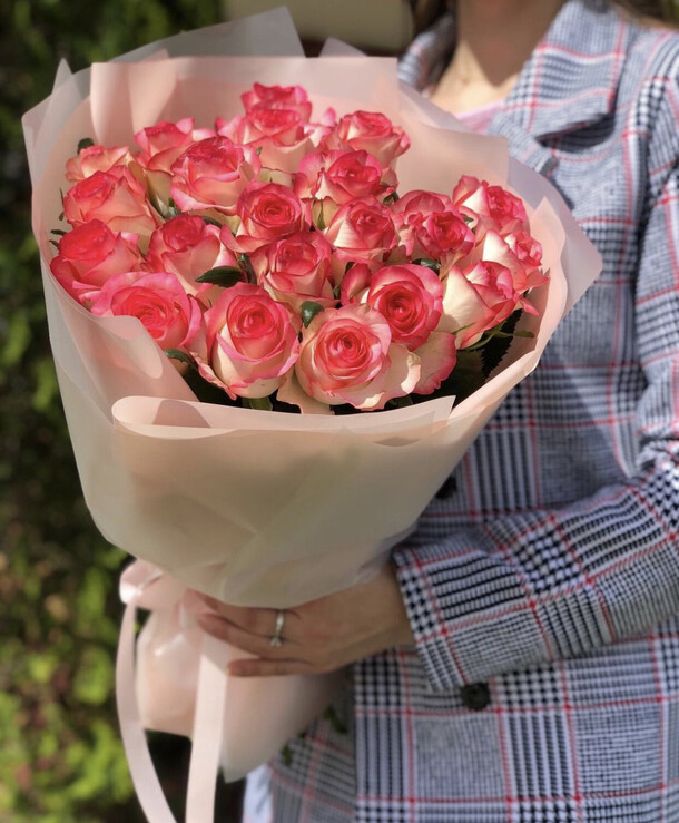 21 роза джумилия, артикул F1148421 - 6500 рублей, доставка по городу. Flawery - доставка цветов