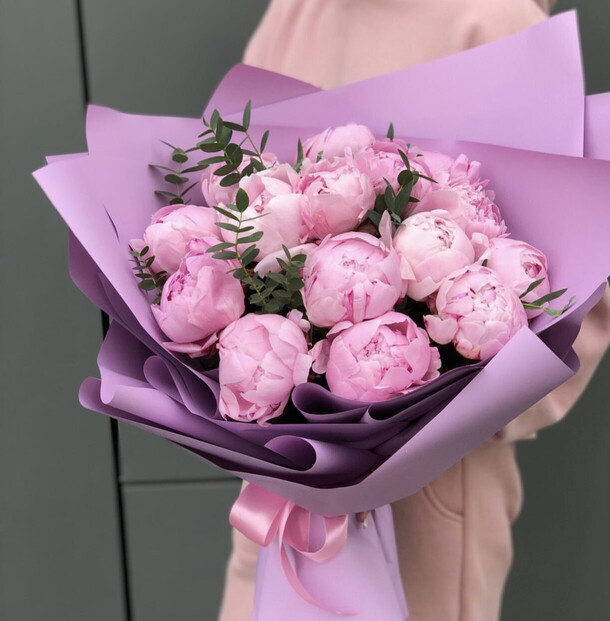 15 пион сара бернард, артикул F1148503 - 15213 рублей, доставка по городу. Flawery - доставка цветов