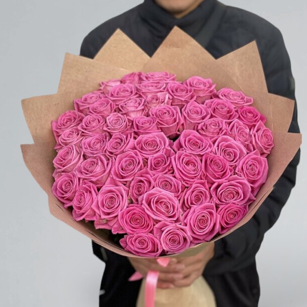 51 роза, артикул F1149688 - 15589 рублей, доставка по городу. Flawery - доставка цветов