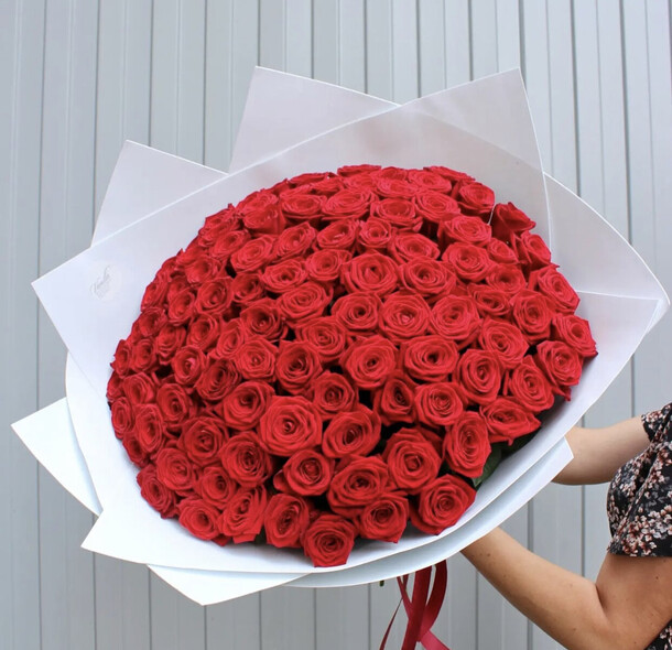 101 роза, артикул F1156210 - 25900 рублей, доставка по городу. Flawery - доставка цветов