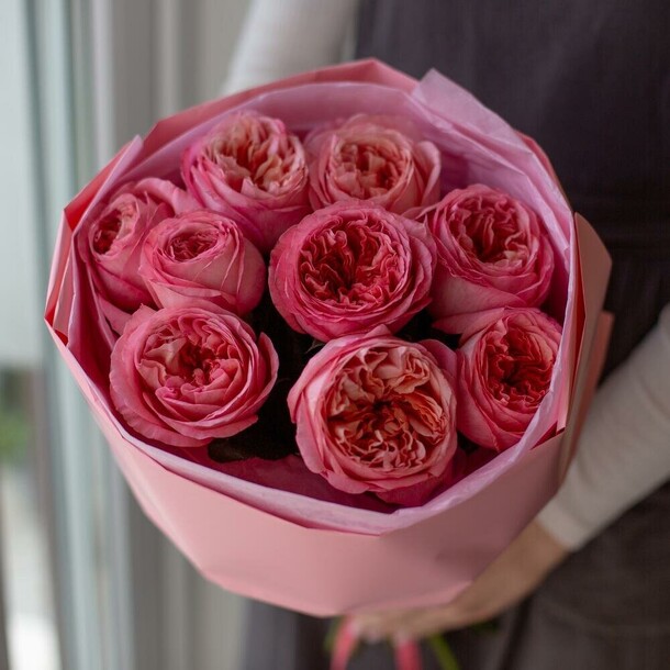 Букет из пионовидных роз, артикул F1376329 - 5550 рублей, доставка по городу. Flawery - доставка цветов