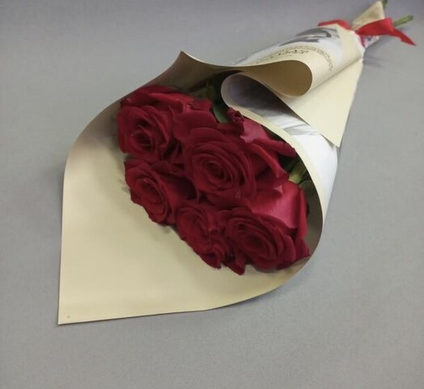 Букет «гарнетт», артикул F1272349 - 1040 рублей, доставка по городу. Flawery - доставка цветов