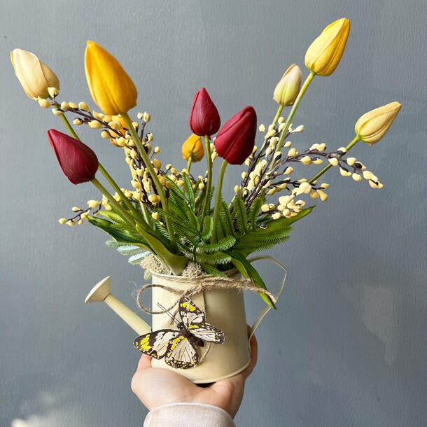 Композиция «садовница», артикул F1326007 - 2150 рублей, доставка по городу. Flawery - доставка цветов