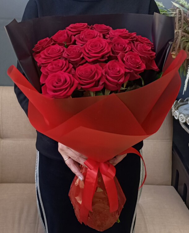 Букет "вулкан страсти", артикул F1422454 - 3289 рублей, доставка по городу. Flawery - доставка цветов