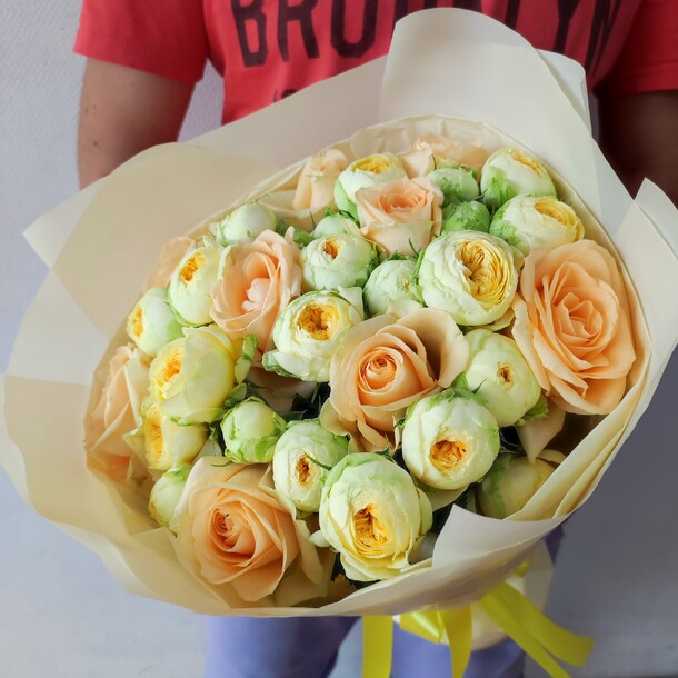 Букет нежное послание, артикул F1133619 - 6038 рублей, доставка по городу. Flawery - доставка цветов